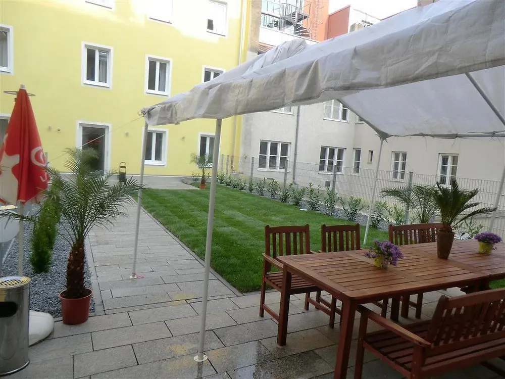 Hotel Andra Muenchen Munich