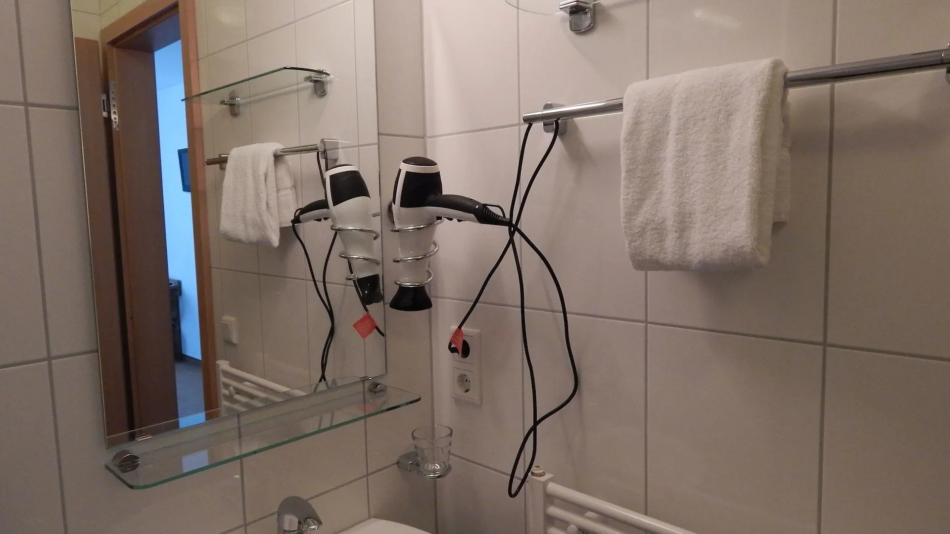 Hotel Andra Muenchen 3*, Munich