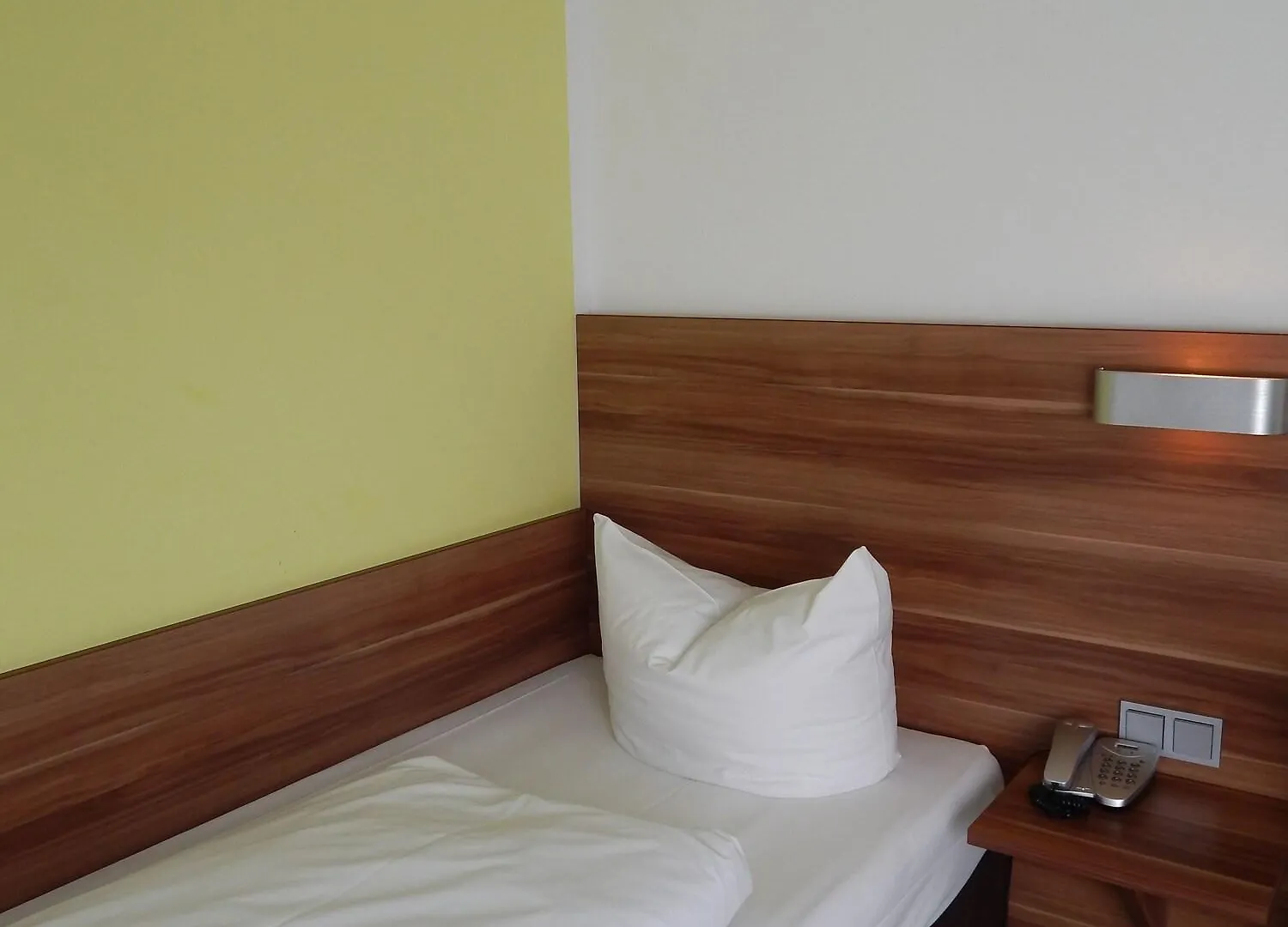 Hotel Andra Muenchen 3*, Munich
